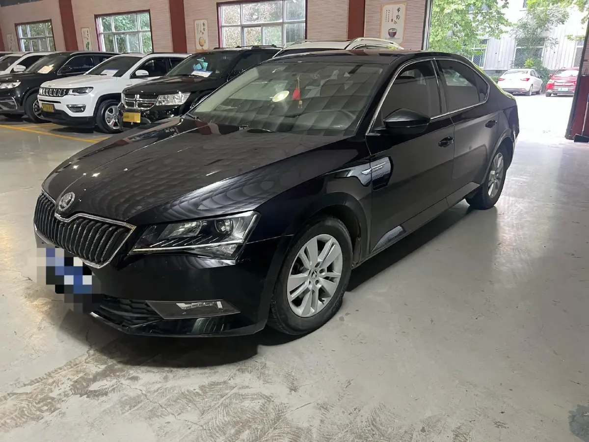 2018 Skoda Superb 1.4T 150HP L4 7DCT
