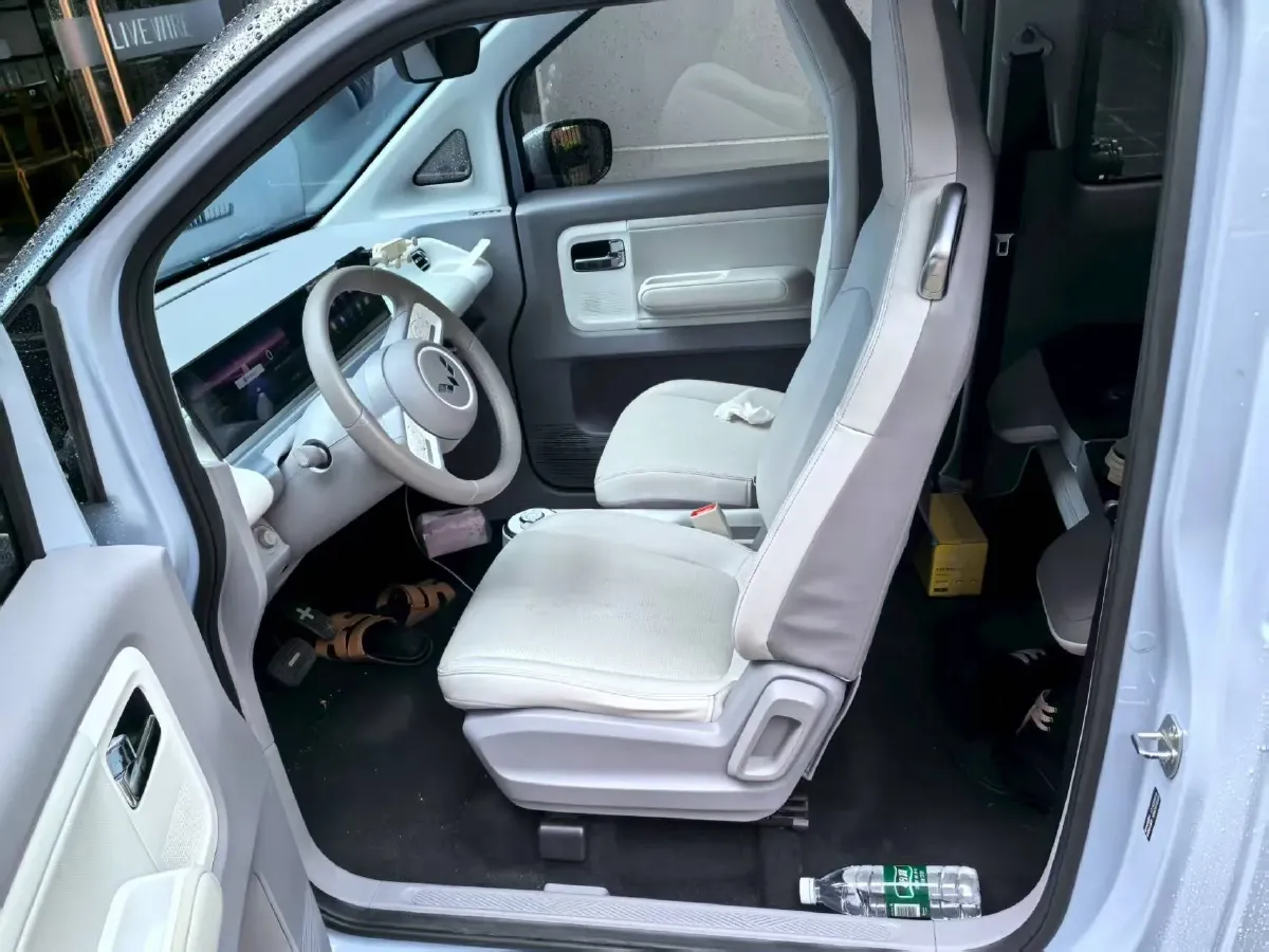 2023 WuLing Air ev BEV 28.4KWH,autocango,china used car exporter,china ev exporter,chinese used car exporter,chinese used ev exporter