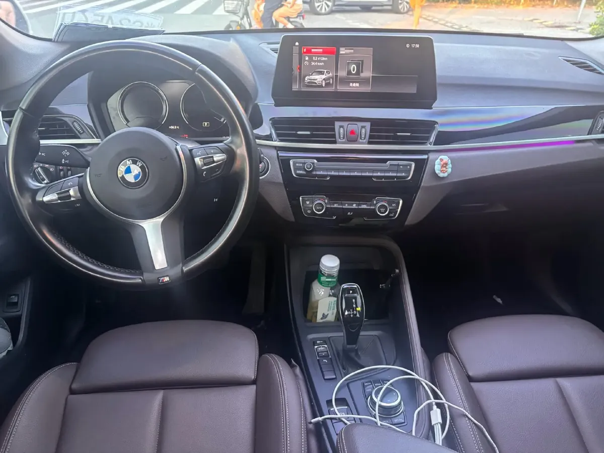 2022 BMW X1 2.0T 192HP L4 7DCT,autocango,china used car exporter,china ev exporter,chinese used car exporter,chinese used ev exporter
