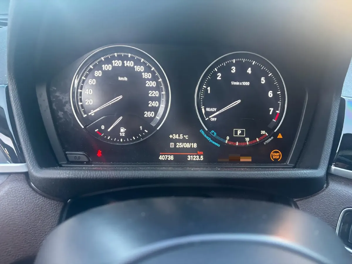 2022 BMW X1 2.0T 192HP L4 7DCT,autocango,china used car exporter,china ev exporter,chinese used car exporter,chinese used ev exporter