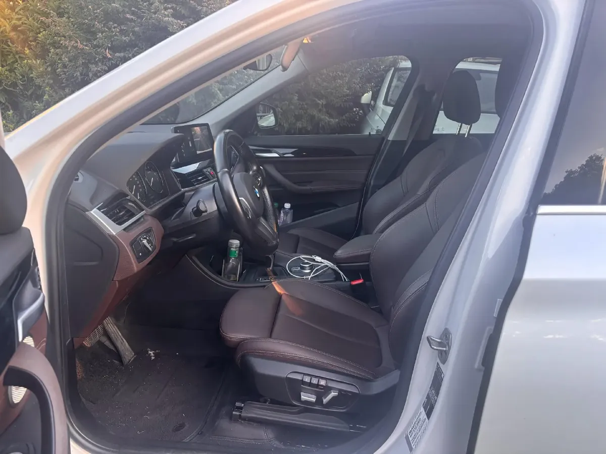 2022 BMW X1 2.0T 192HP L4 7DCT,autocango,china used car exporter,china ev exporter,chinese used car exporter,chinese used ev exporter