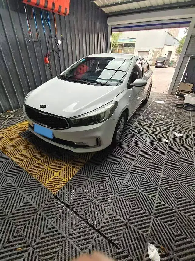 2016 Kia K3 1.6L 128HP L4 6MT