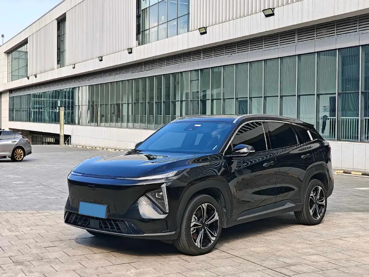 2024 Geely Galaxy L7 1.5T 163HP L4 3DHT PHEV 18.7KWH