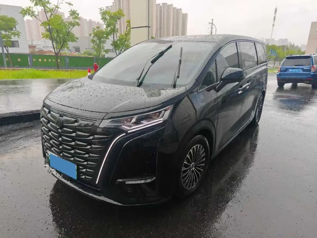 2024 Denza D9 1.5T 139HP L4 E-CVT PHEV 40KWH