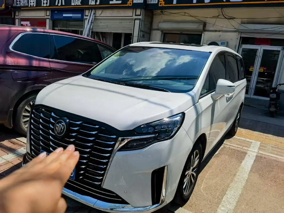 2023 Buick GL8 2.0T 237HP L4 9AT