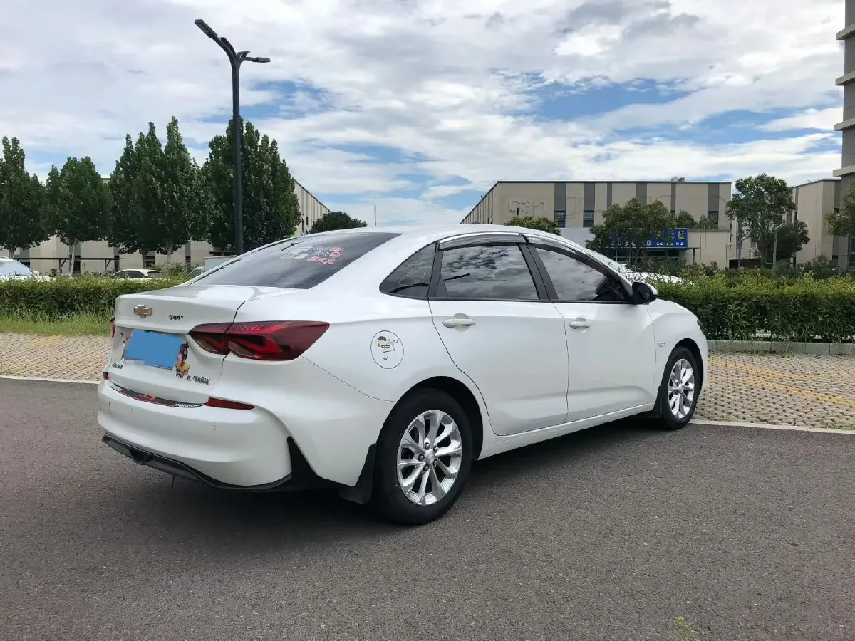 2024 Chevrolet Monza 1.5L 113HP L4 6DCT,autocango,china used car exporter,china ev exporter,chinese used car exporter,chinese used ev exporter