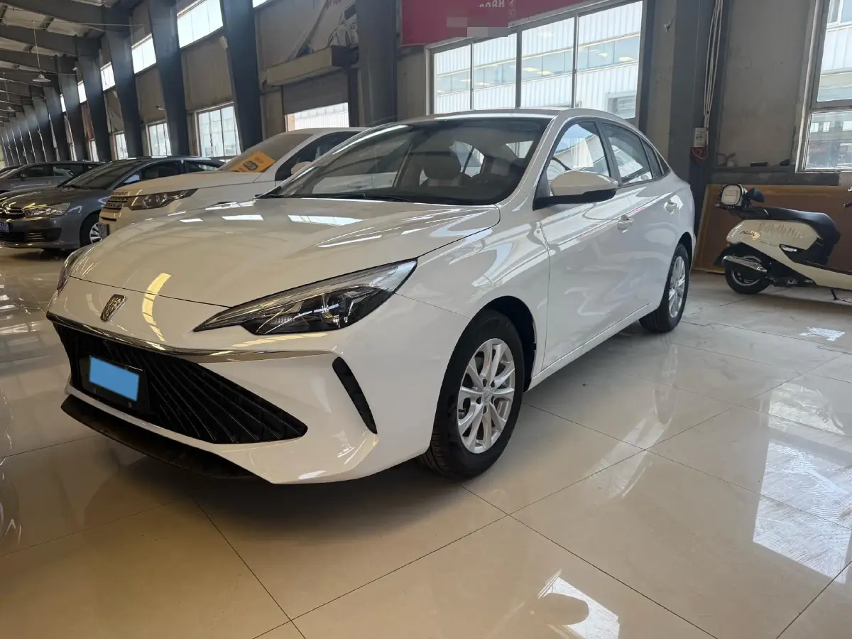 2023 Roewe i5 1.5L 129HP L4 5MT