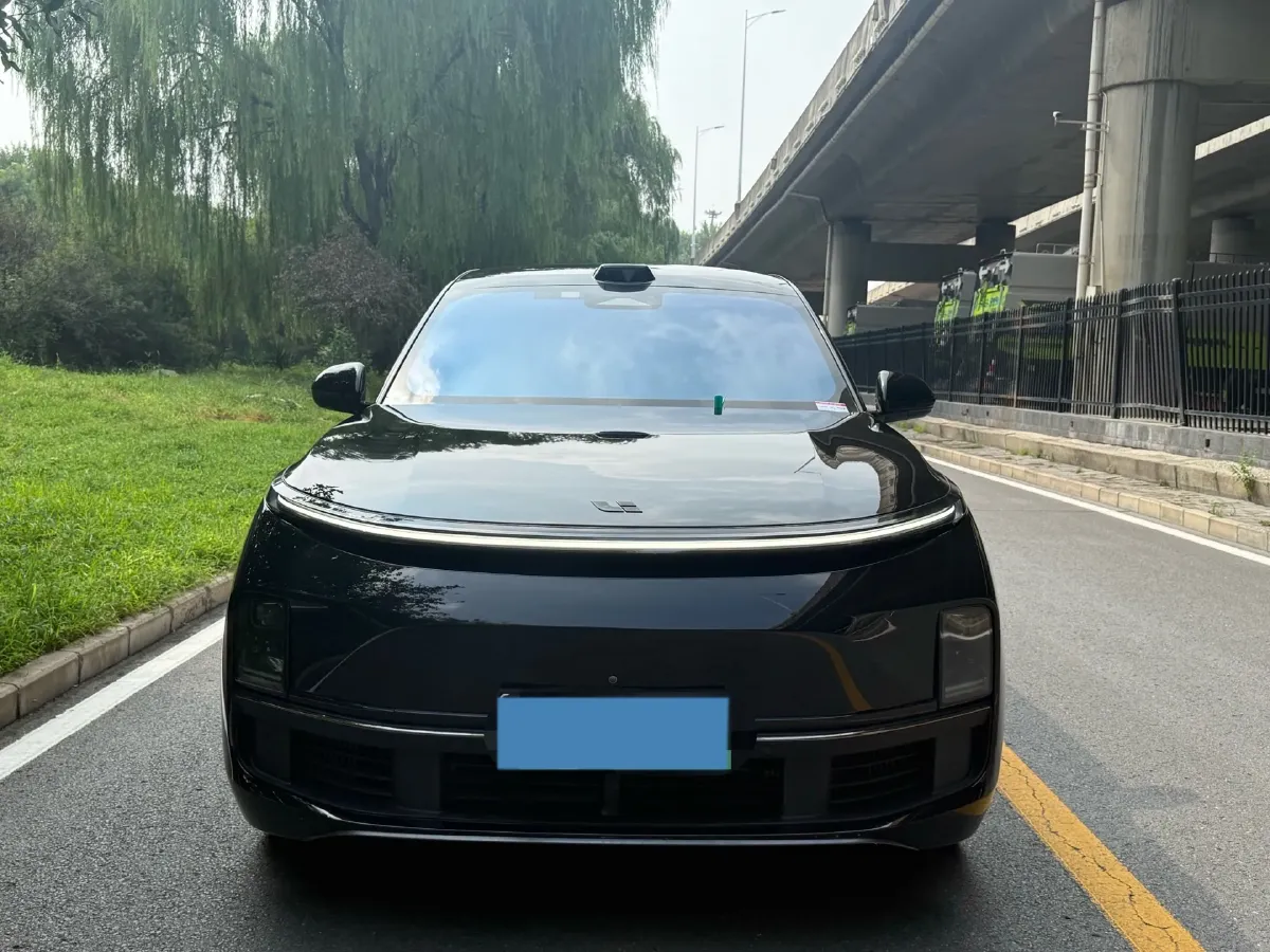 2022 Li L9 Range Extended 154HP REEV 42.6KWH,autocango,china used car exporter,china ev exporter,chinese used car exporter,chinese used ev exporter
