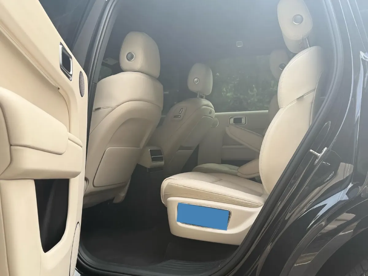 2022 Li L9 Range Extended 154HP REEV 42.6KWH,autocango,china used car exporter,china ev exporter,chinese used car exporter,chinese used ev exporter