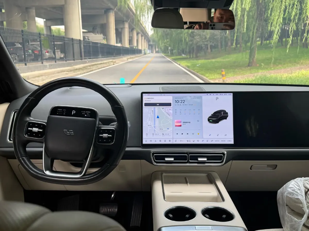 2022 Li L9 Range Extended 154HP REEV 42.6KWH,autocango,china used car exporter,china ev exporter,chinese used car exporter,chinese used ev exporter