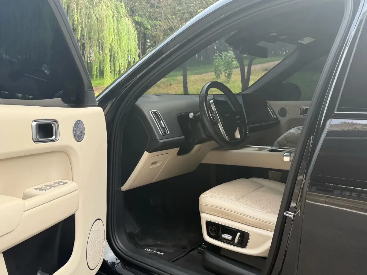 2022 Li L9 Range Extended 154HP REEV 42.6KWH,autocango,china used car exporter,china ev exporter,chinese used car exporter,chinese used ev exporter