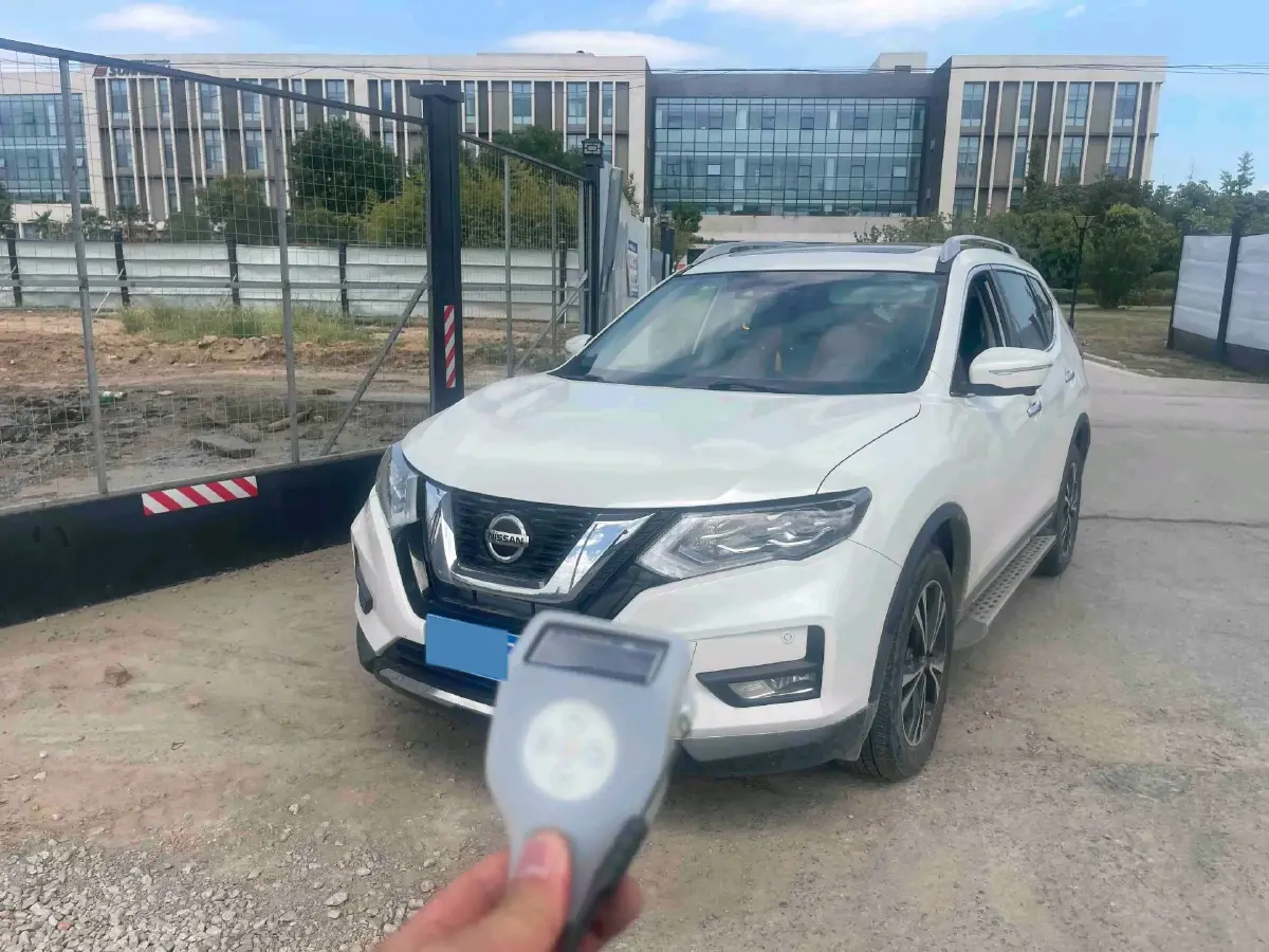 2020 Nissan X-Trail 2.5L 186HP L4 CVT