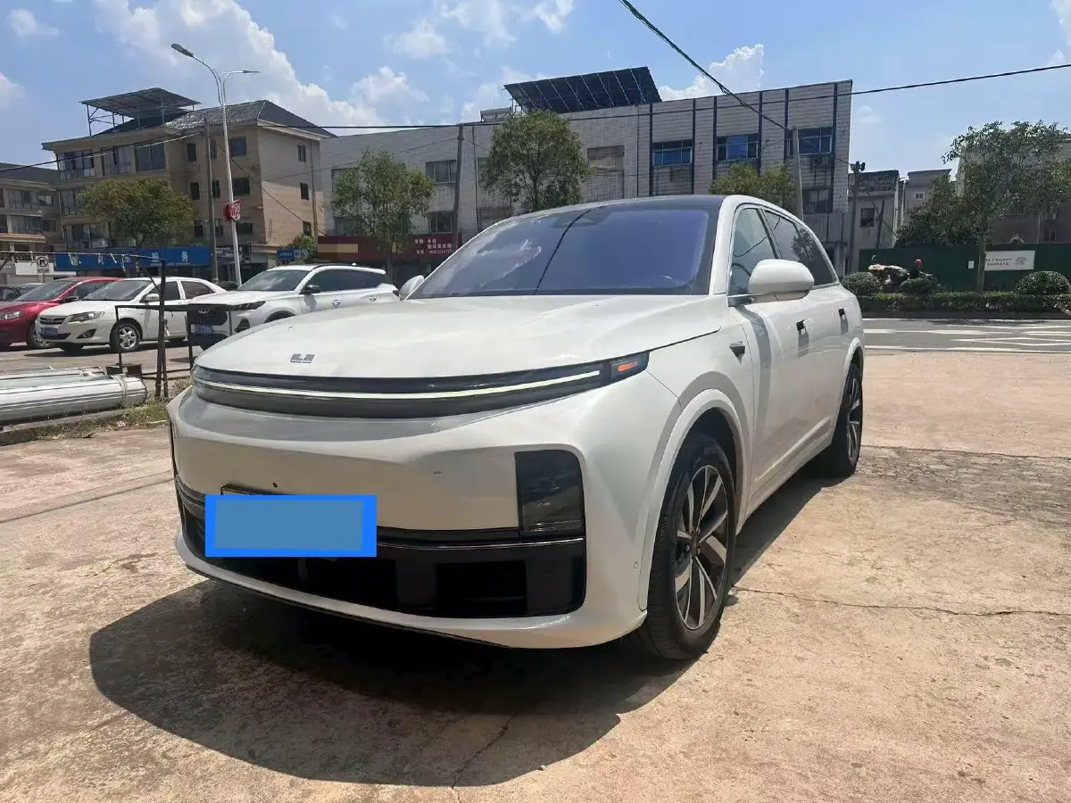 2023 Li L7 Range Extended 154HP REEV 40.9KWH