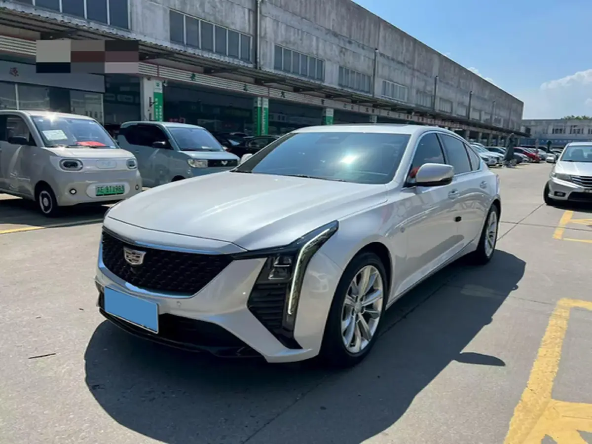 2024 Cadillac CT5 2.0T 237HP L4 10AT