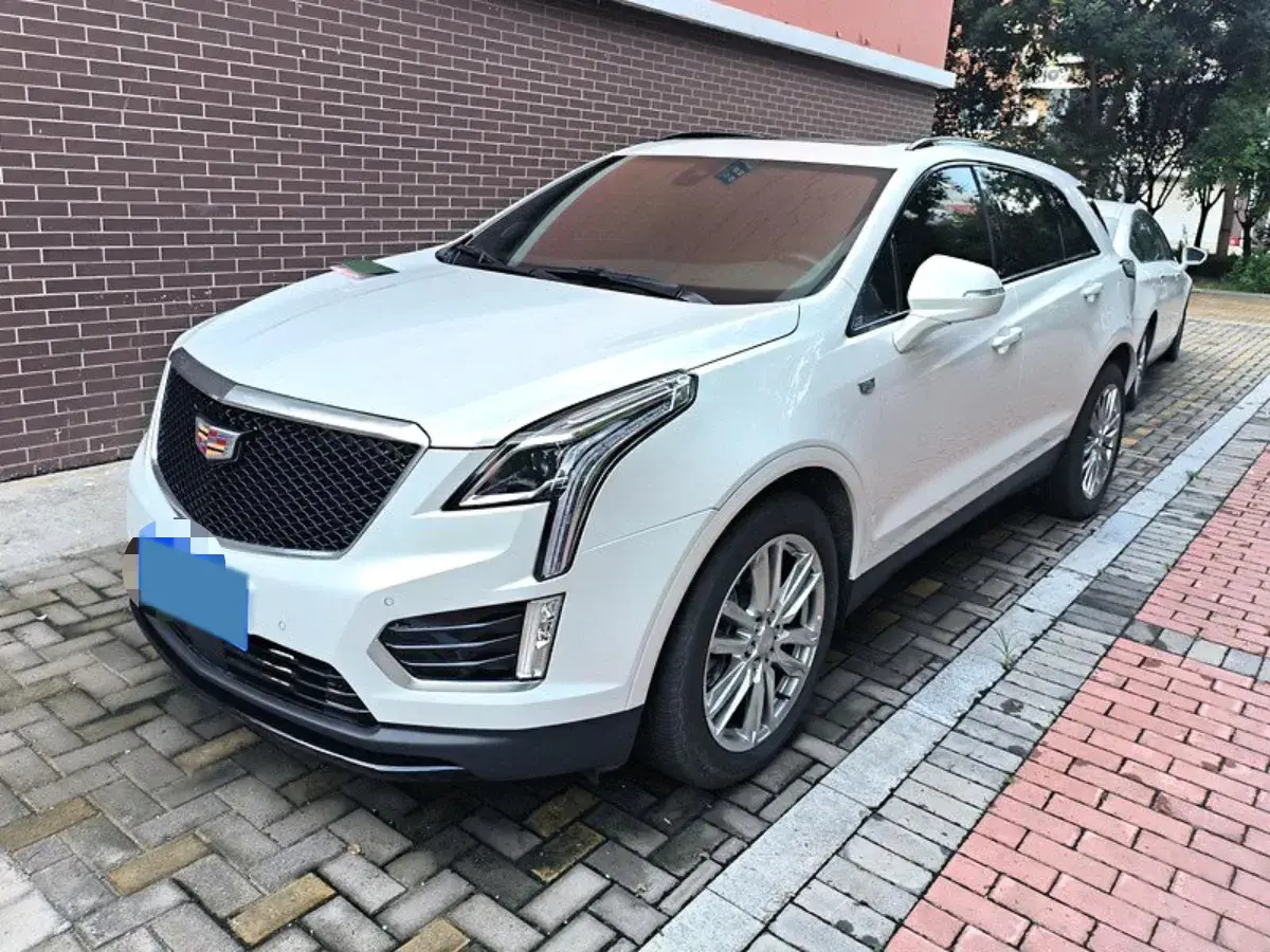 2024 Cadillac XT5 2.0T 237HP L4 9AT