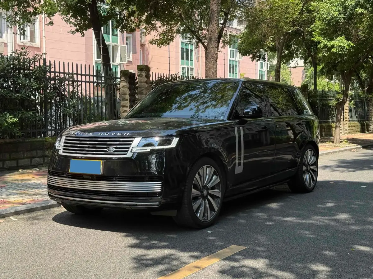 2023 Land Rover Range Rover 3.0T 400HP L6 8AT