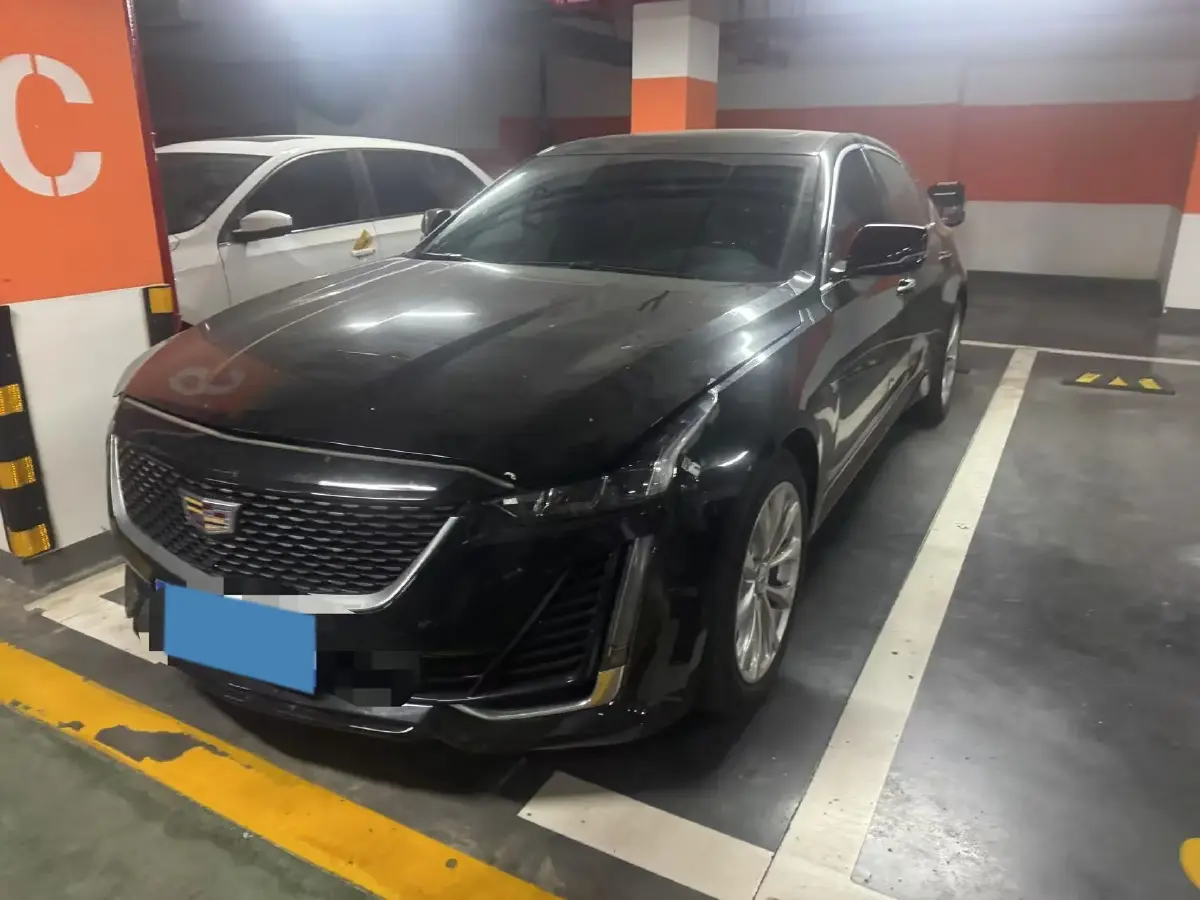 2022 Cadillac CT5 2.0T 237HP L4 10AT