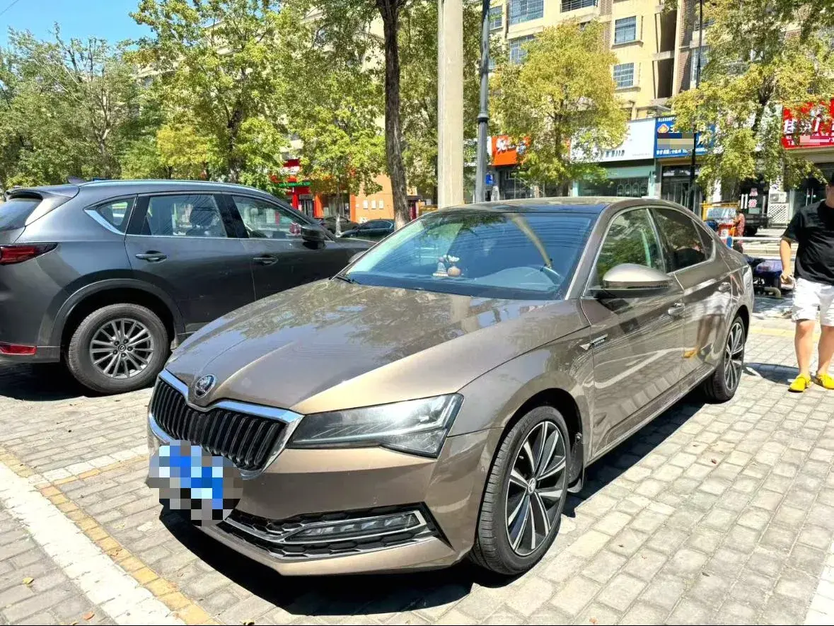 2019 Skoda Superb 1.4T 150HP L4 7DCT