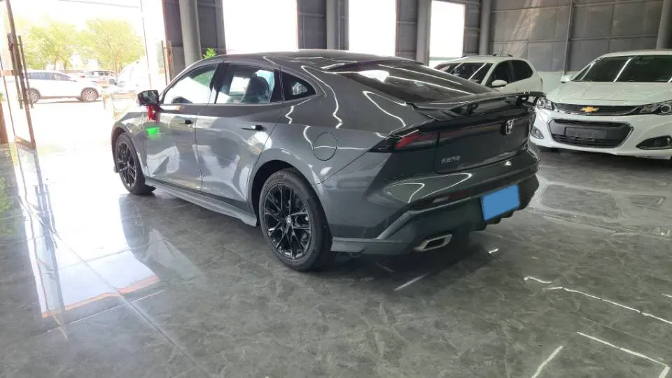 2023 ChangAn UNI-V 1.5T 188HP L4 7DCT,autocango,china used car exporter,china ev exporter,chinese used car exporter,chinese used ev exporter