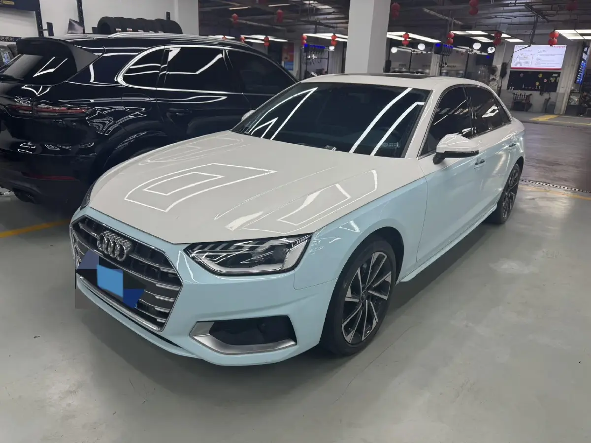 2022 Audi A4L 2.0T 190HP L4 7DCT
