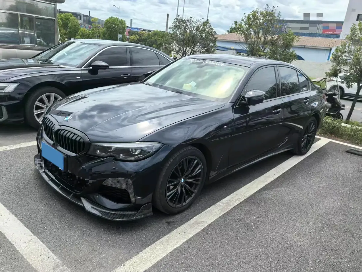 2022 BMW 3 Series 2.0T 184HP L4 8AT