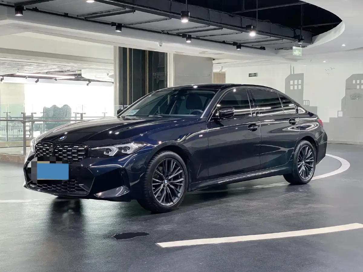 2024 BMW 3 Series 2.0T 184HP L4 8AT