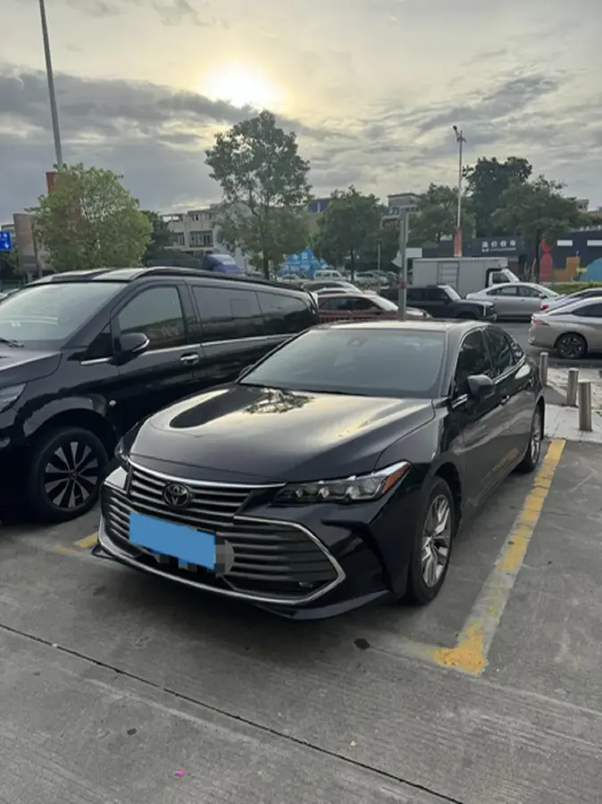 2019 Toyota Avalon 2.5L 209HP L4 8AT