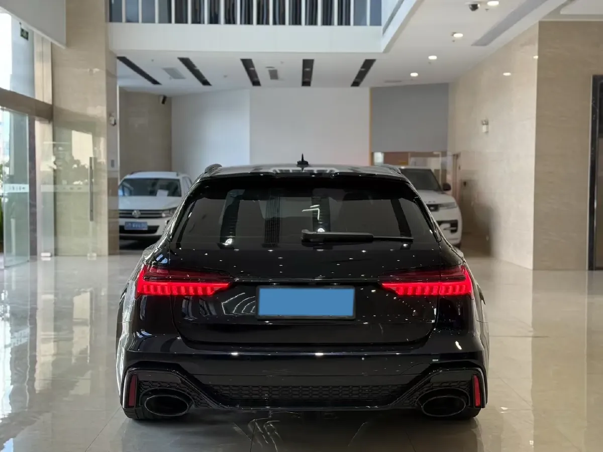 2021 Audi RS 6 4.0T 600HP V8 8AT,autocango,china used car exporter,china ev exporter,chinese used car exporter,chinese used ev exporter