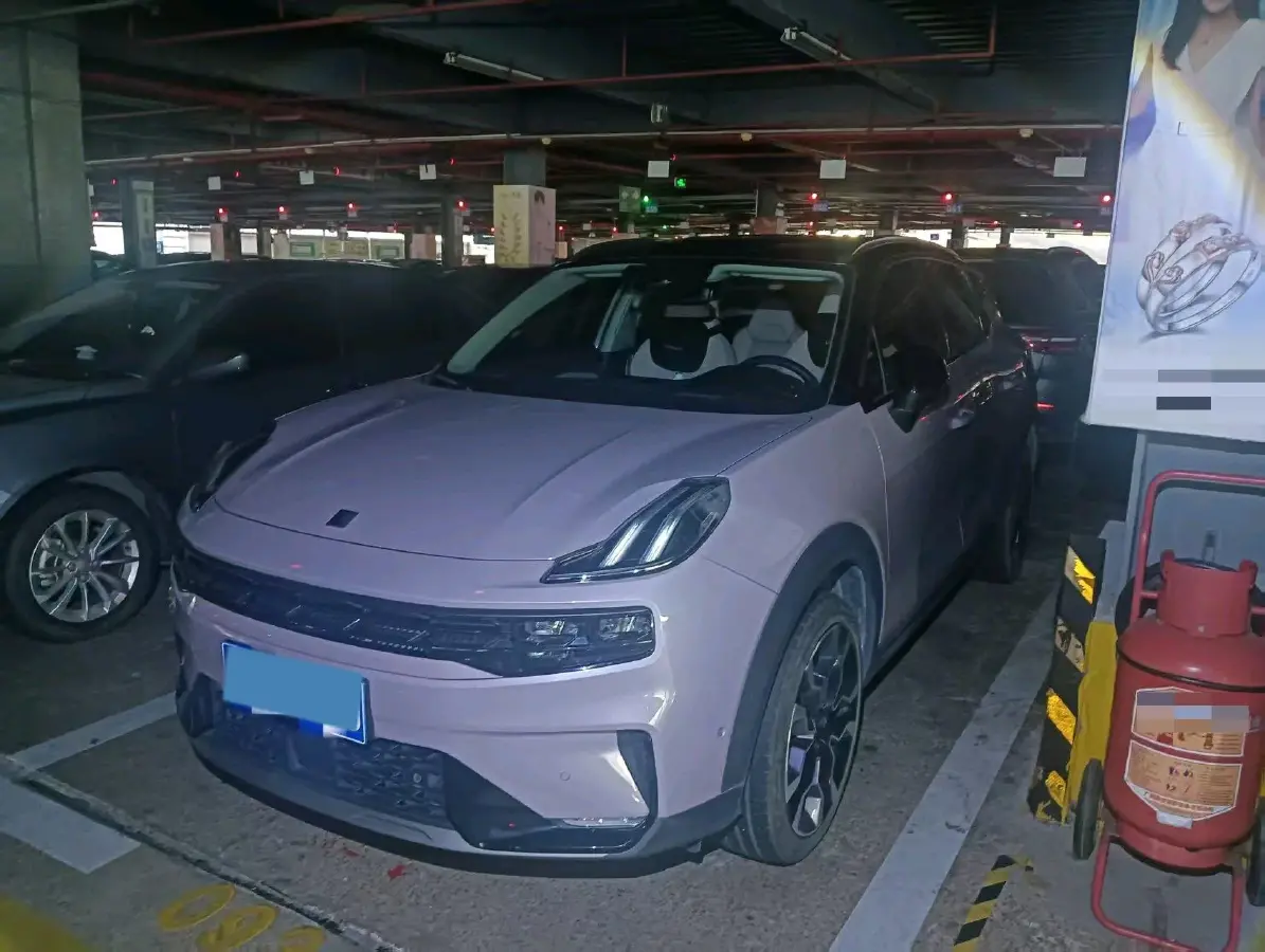 2022 LYNK&CO 06 EM-P 1.5T 177HP L3 7DCT PHEV 15.5KWH