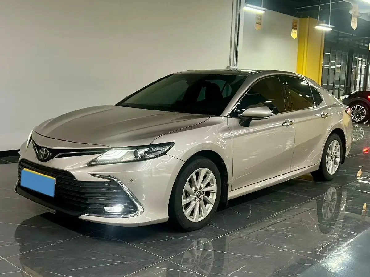 2021 Toyota Camry 2.0L 178HP L4 CVT