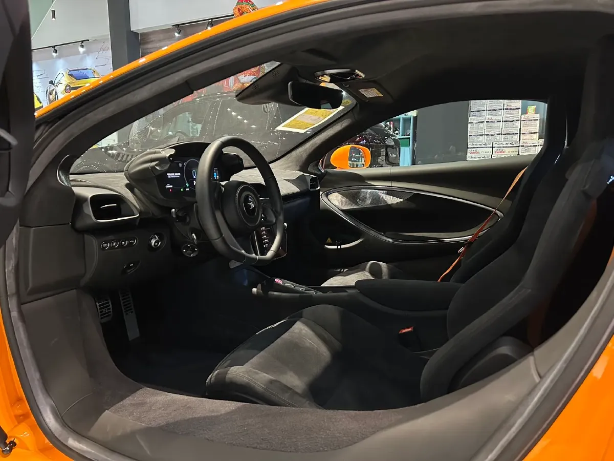 2023 McLaren Artura 3.0T 585HP V6 8DCT PHEV 7.4KWH,autocango,china used car exporter,china ev exporter,chinese used car exporter,chinese used ev exporter