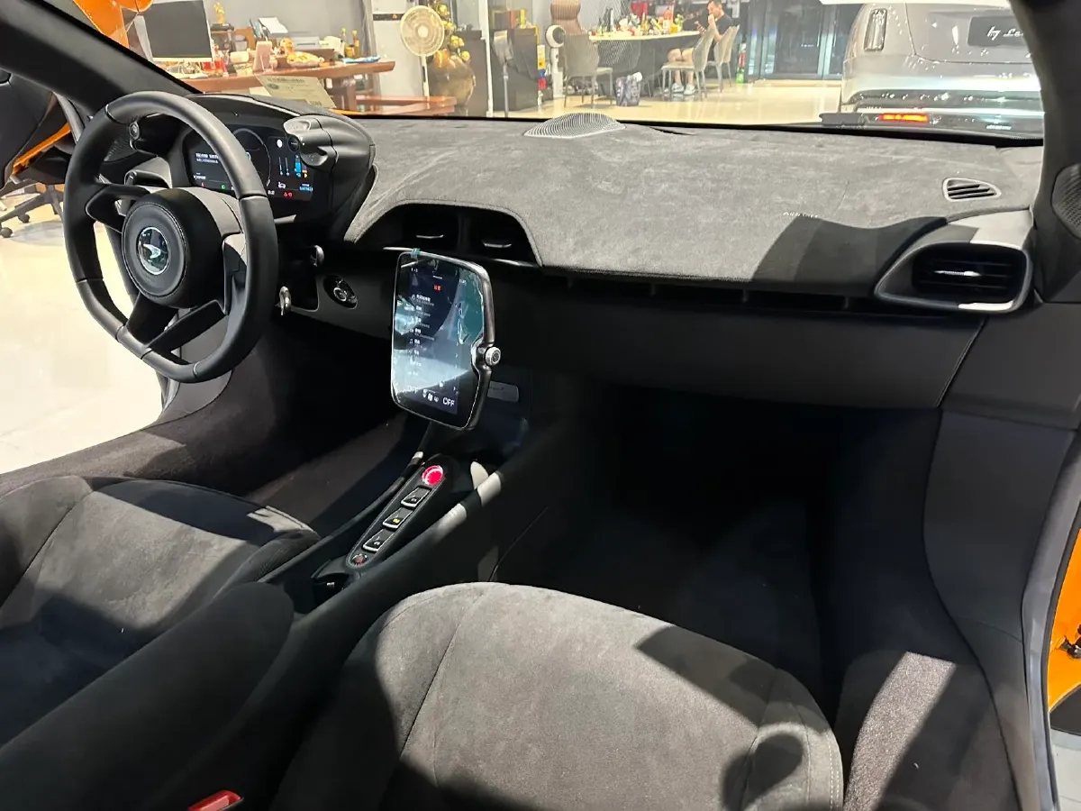 2023 McLaren Artura 3.0T 585HP V6 8DCT PHEV 7.4KWH,autocango,china used car exporter,china ev exporter,chinese used car exporter,chinese used ev exporter