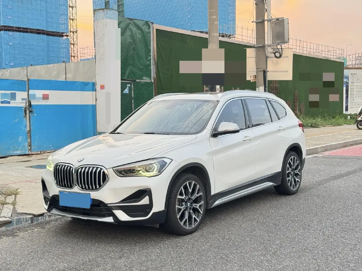 2021 BMW X1 2.0T 192HP L4 8AT