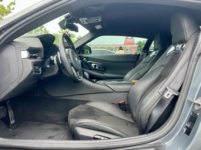 2021 Toyota Supra 3.0T 340HP L6 8AT,autocango,china used car exporter,china ev exporter,chinese used car exporter,chinese used ev exporter