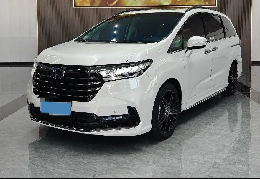2022 Honda Odyssey 2.0L 146HP L4 E-CVT Hybrid