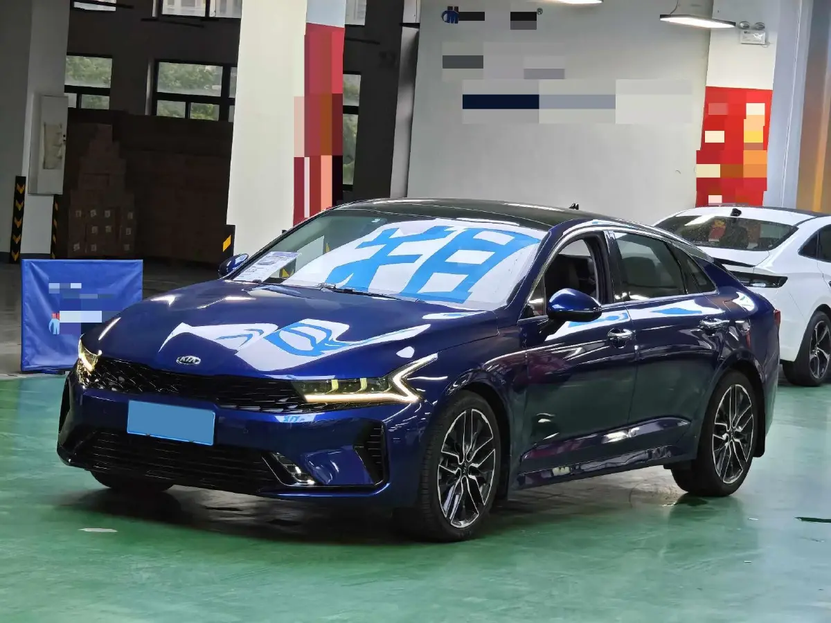 2020 Kia K5 2.0T 240HP L4 8AT