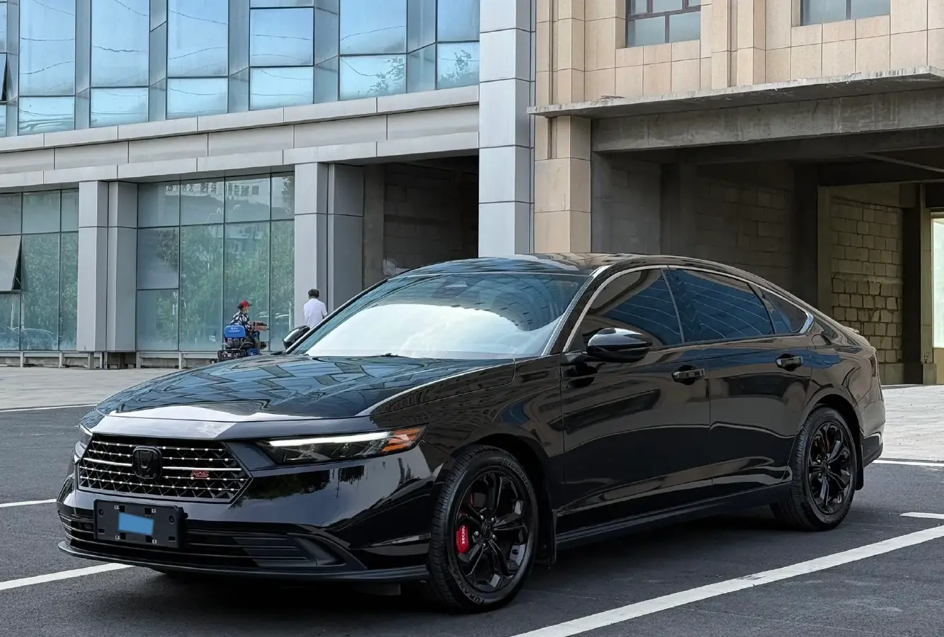 2023 Honda Accord 1.5T 192HP L4 CVT