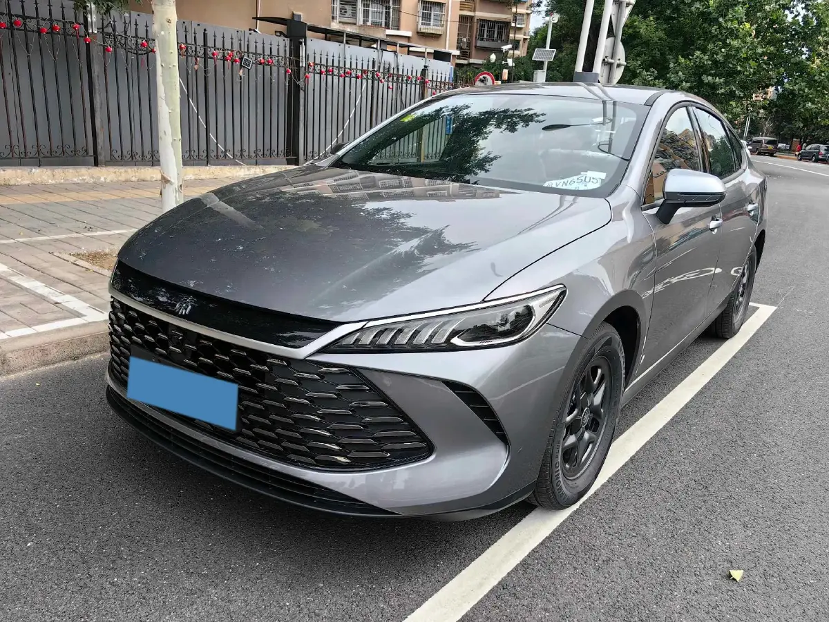 2025 BYD Qin Plus 1.5L 101HP L4 E-CVT PHEV 7.68KWH