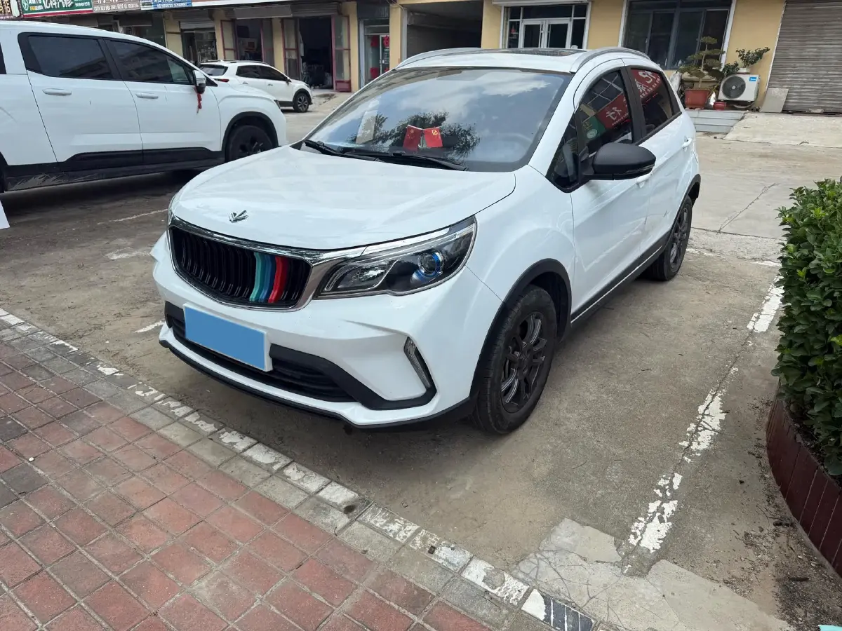 2022 Livan X3 PRO 1.5L 113HP L4 CVT