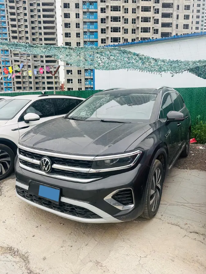 2021 Volkswagen Talagon 2.0T 220HP L4 7DCT