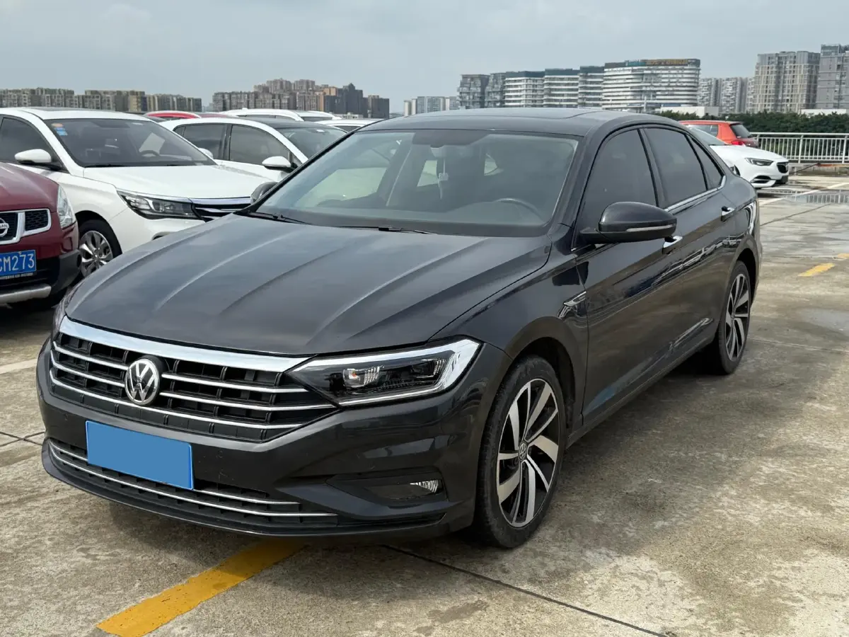 2021 Volkswagen Sagitar 1.4T 150HP L4 7DCT