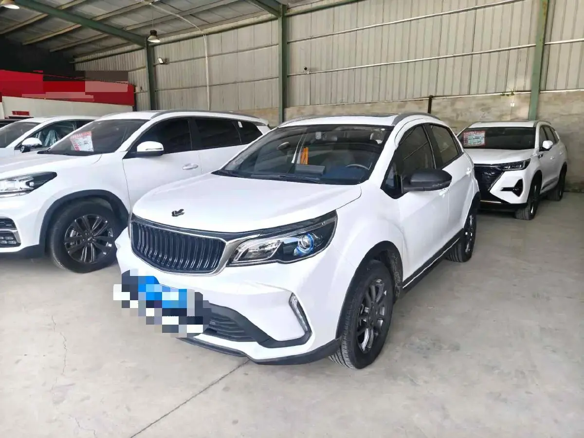 2022 Livan X3 PRO 1.5L 113HP L4 CVT