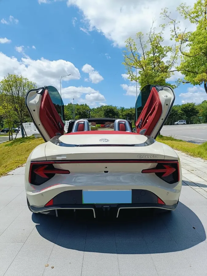 2024 MG Cyberster BEV 77KWH,autocango,china used car exporter,china ev exporter,chinese used car exporter,chinese used ev exporter