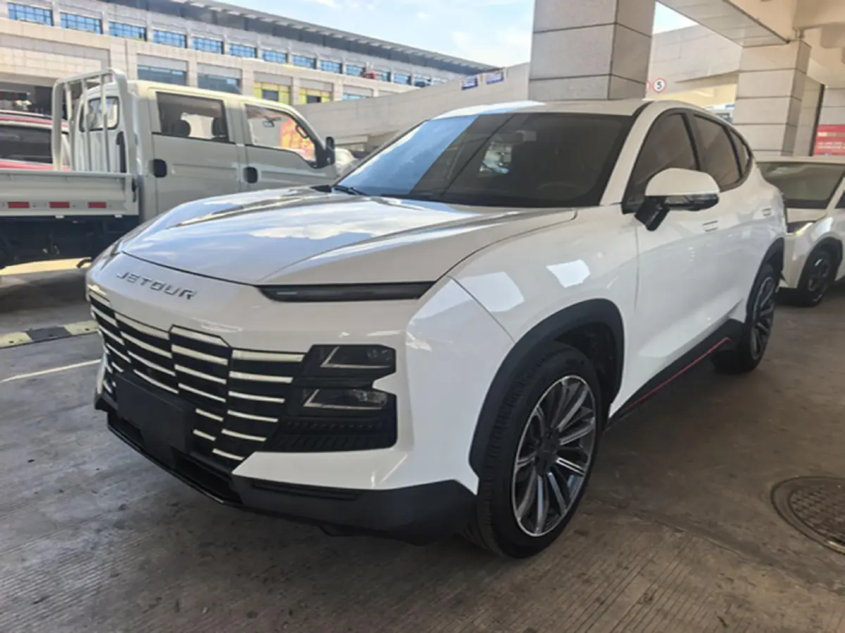 2022 Jetour DASHING 1.6T 197HP L4 7DCT