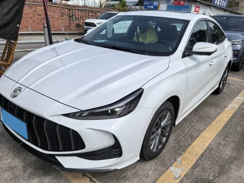 2025 MG 5 1.5L 129HP L4 CVT