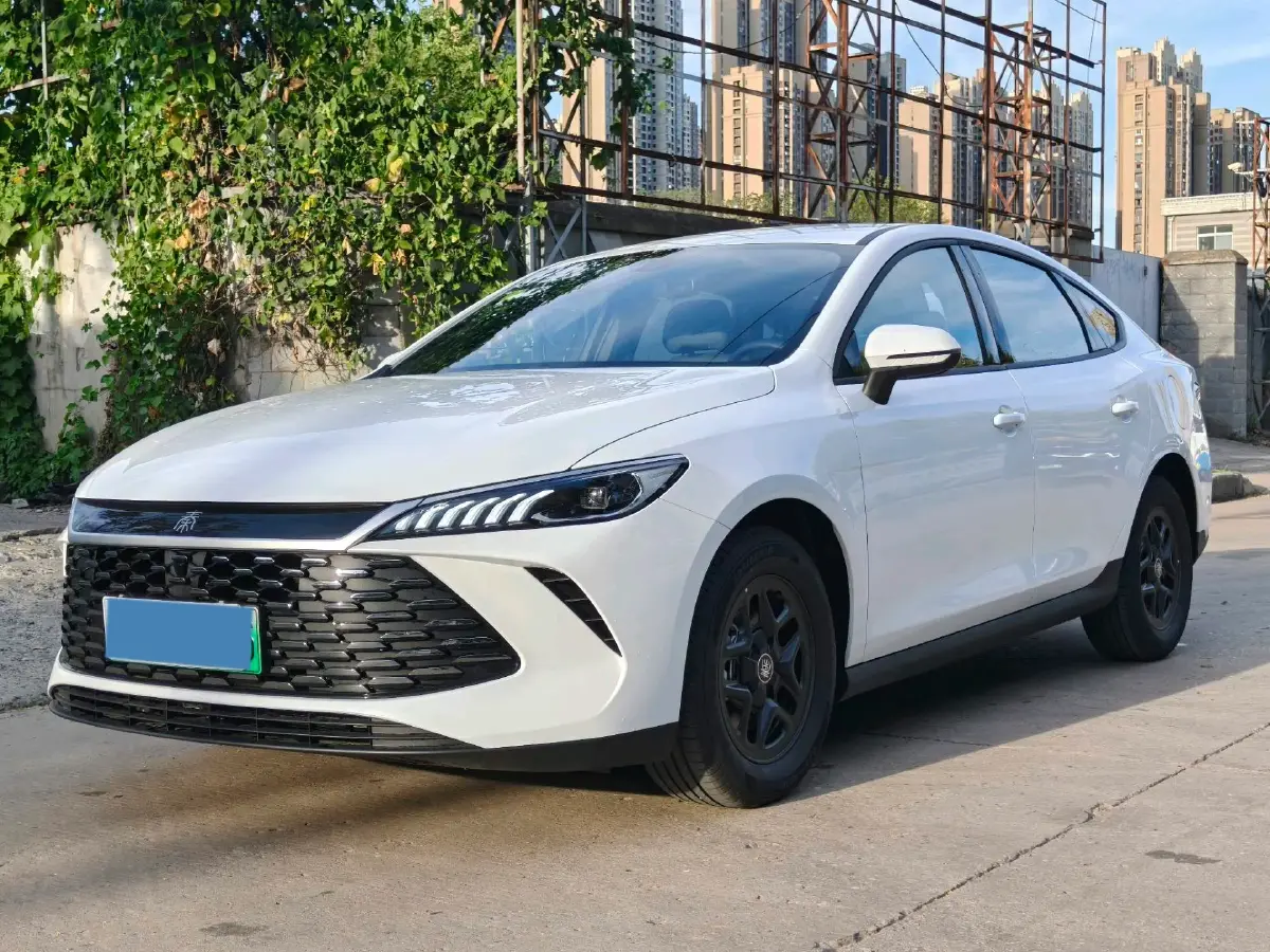 2025 BYD Qin Plus 1.5L 101HP L4 E-CVT PHEV 7.68KWH