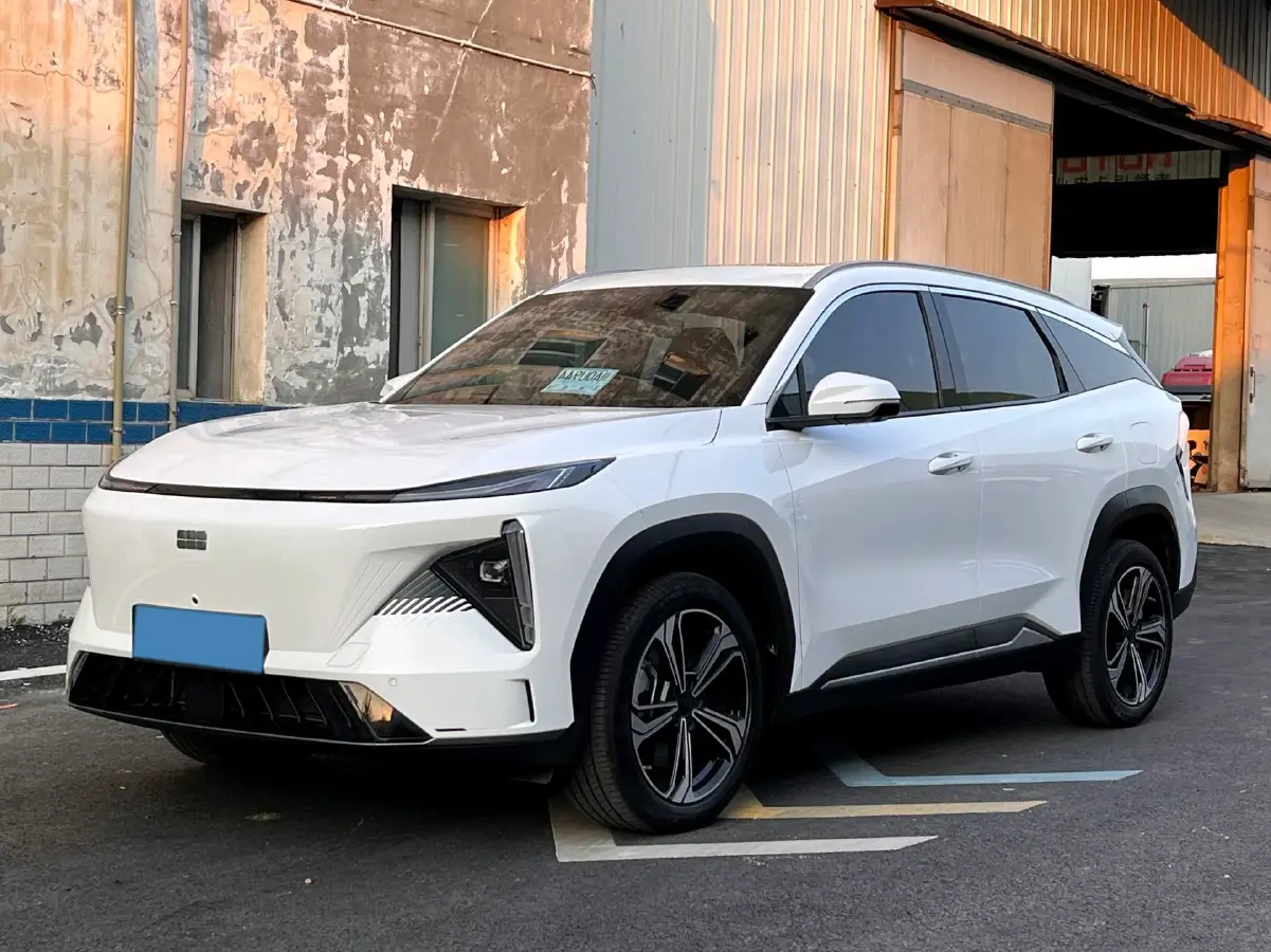 2023 Geely Galaxy L7 1.5T 163HP L4 3DHT PHEV 18.7KWH