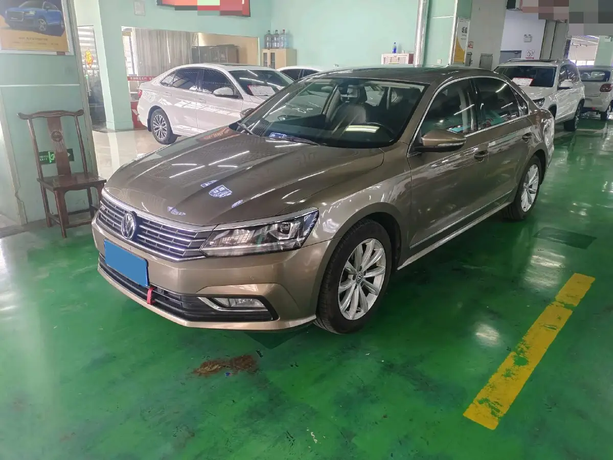 2017 Volkswagen Passat 1.8T 180HP L4 7DCT