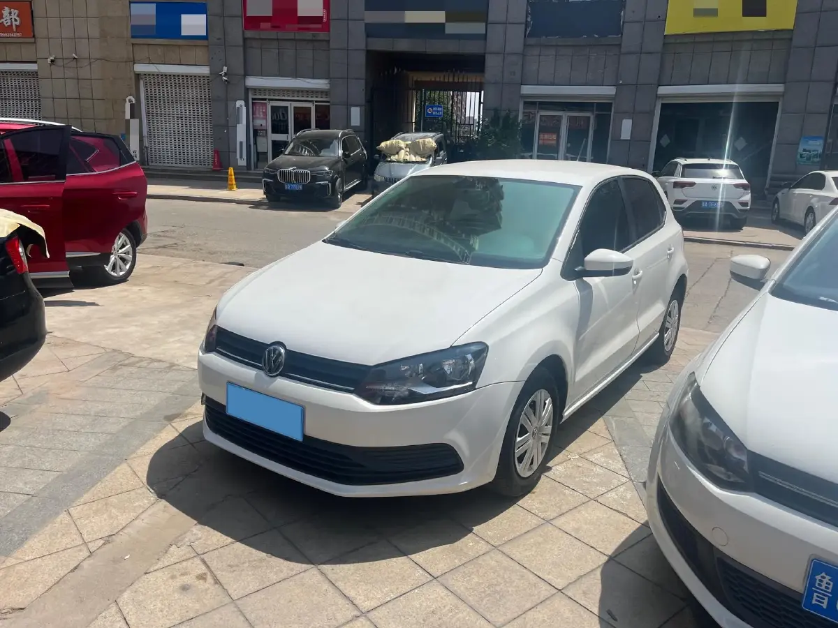 2018 Volkswagen Polo 1.5L 110HP L4 6AT