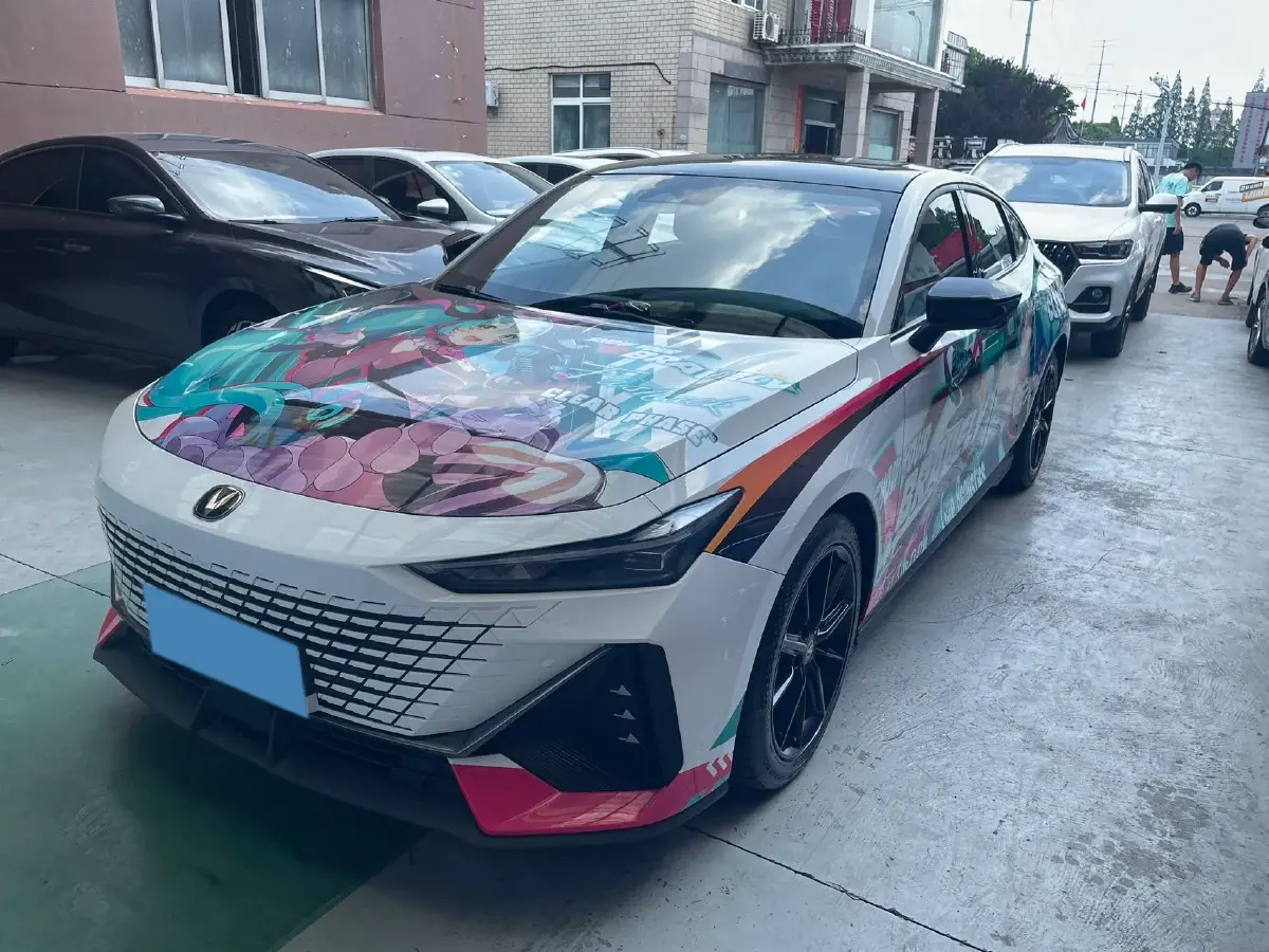 2022 ChangAn UNI-V 1.5T 188HP L4 7DCT